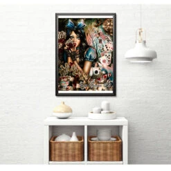 Broderie Diamant <br> Alice Au Pays Des Merveilles Rock'n'Roll -Atelier Broderie Diamant broderie diamant alice au pays des merveilles rocknroll decor atelier broderie diamant