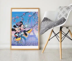 Broderie Diamant <br> Mickey Et Minnie à Paris -Atelier Broderie Diamant broderie diamant mickey et minnie a paris decor atelier broderie diamant